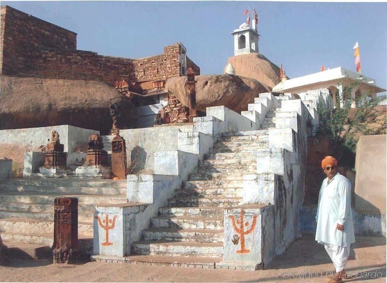 Atulya Fort Khejarla Luaran gambar
