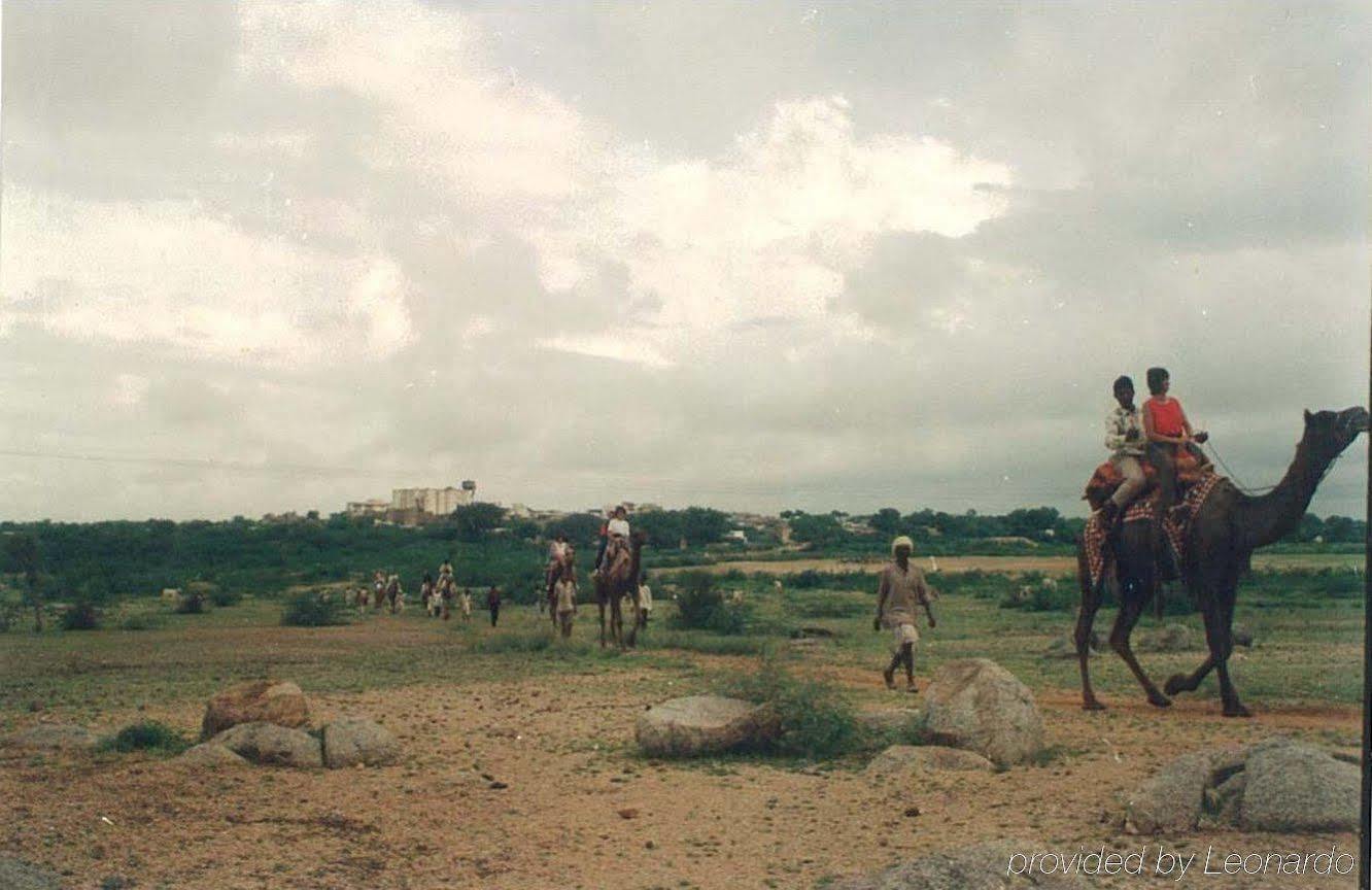 Atulya Fort Khejarla Luaran gambar