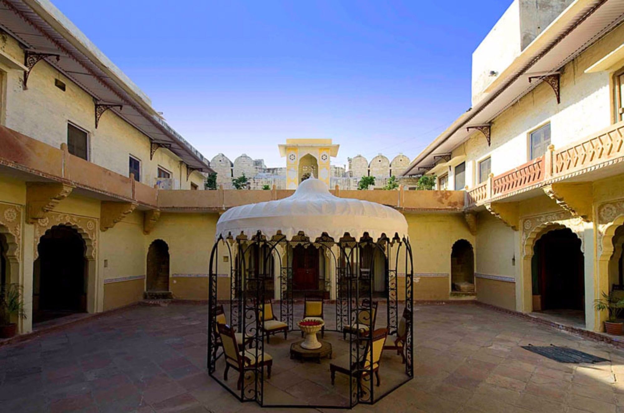 Atulya Fort Khejarla Luaran gambar