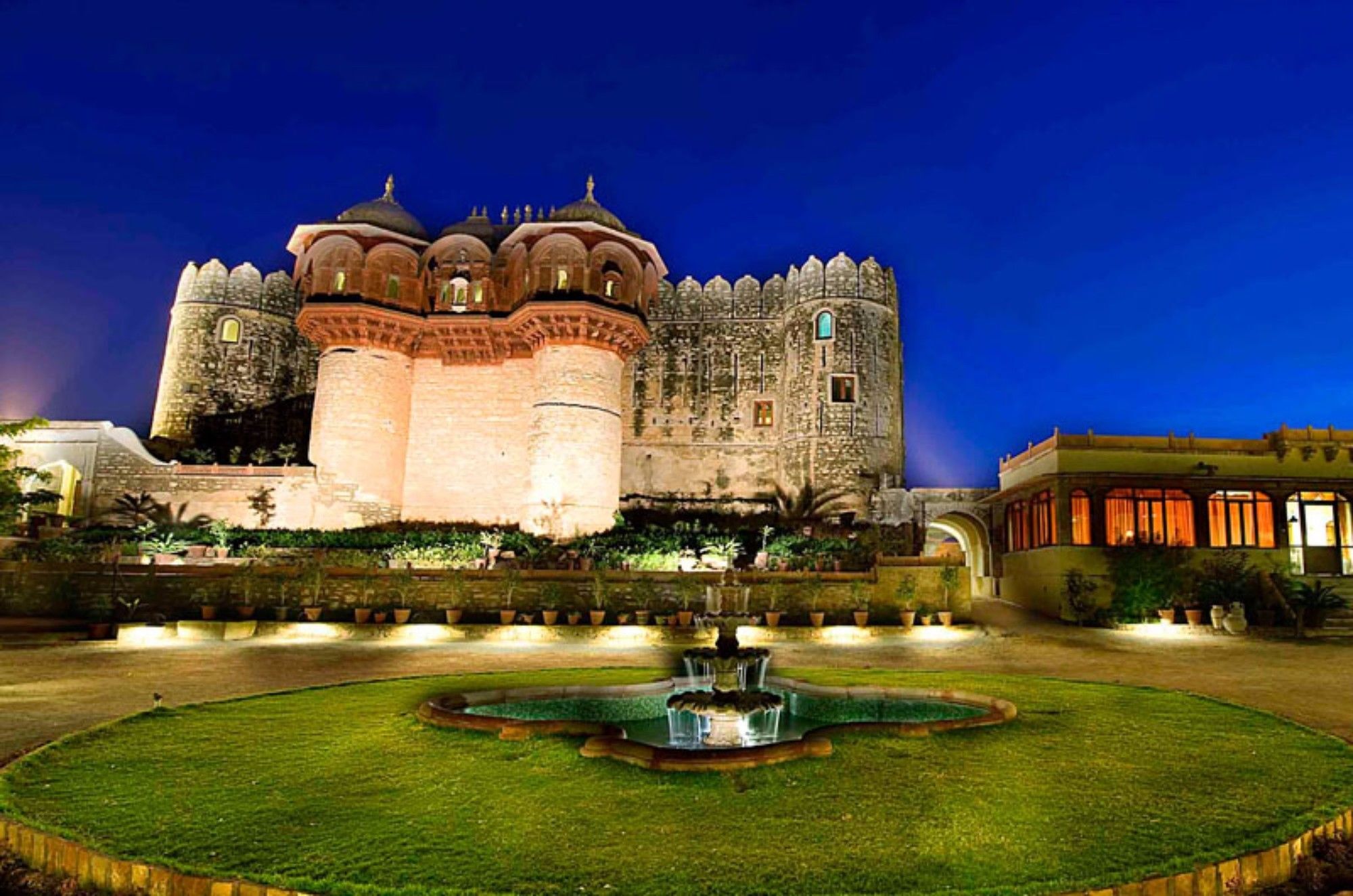 Atulya Fort Khejarla Luaran gambar